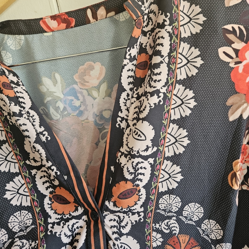 Pretty floral dress Size 2X - Picture 3 of 14
